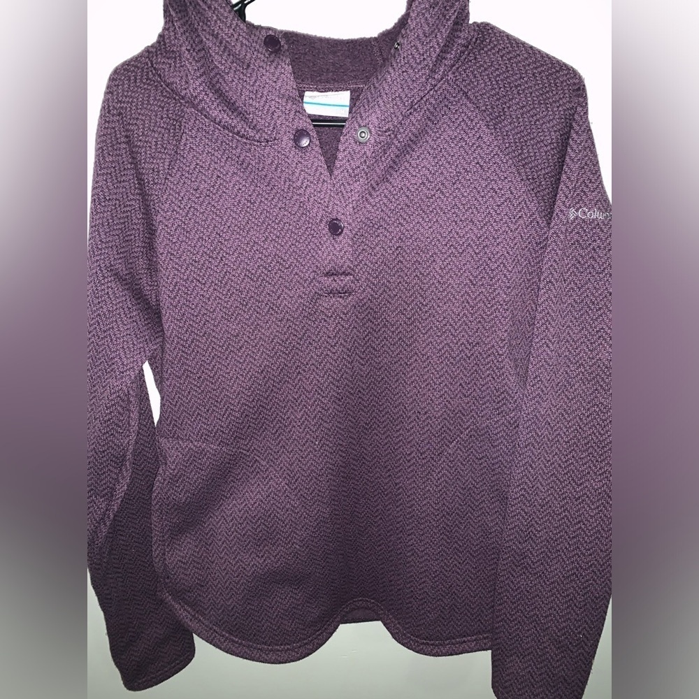 Columbia women’s sweater/jacket purple m